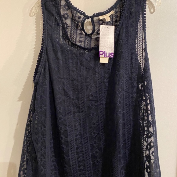 NWT Navy Blue Lace Top with Cami in Plus Size 2X - Picture 3 of 3